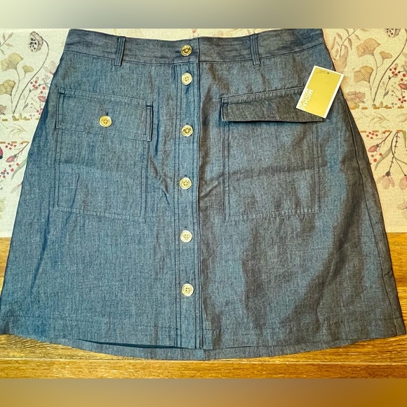 MK Michael Kors | Button Front Skirt | Denim Look | Women’s 8 - Picture 1 of 5